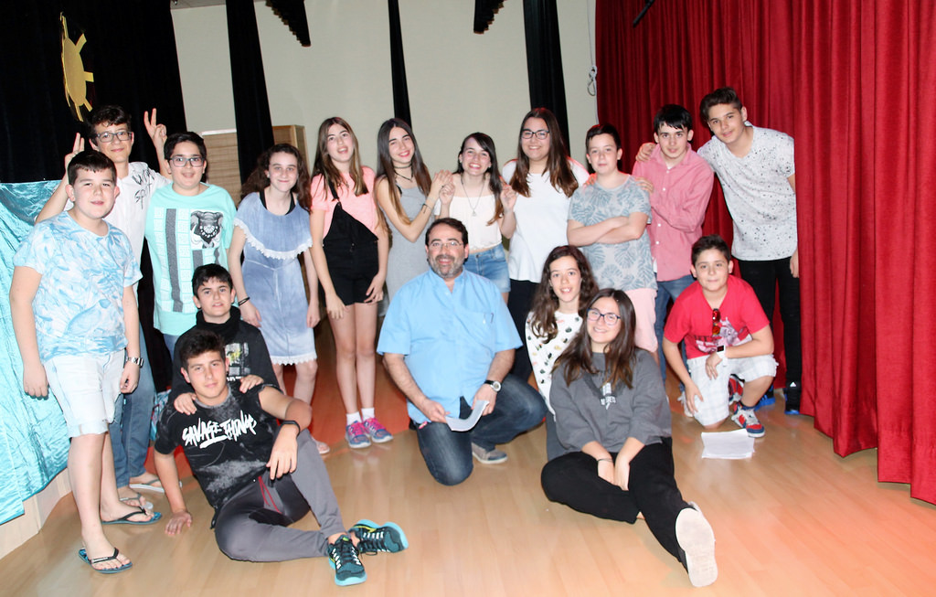 Alumnes de 2n d’ESO interpreten el musical “Mamma Mia”